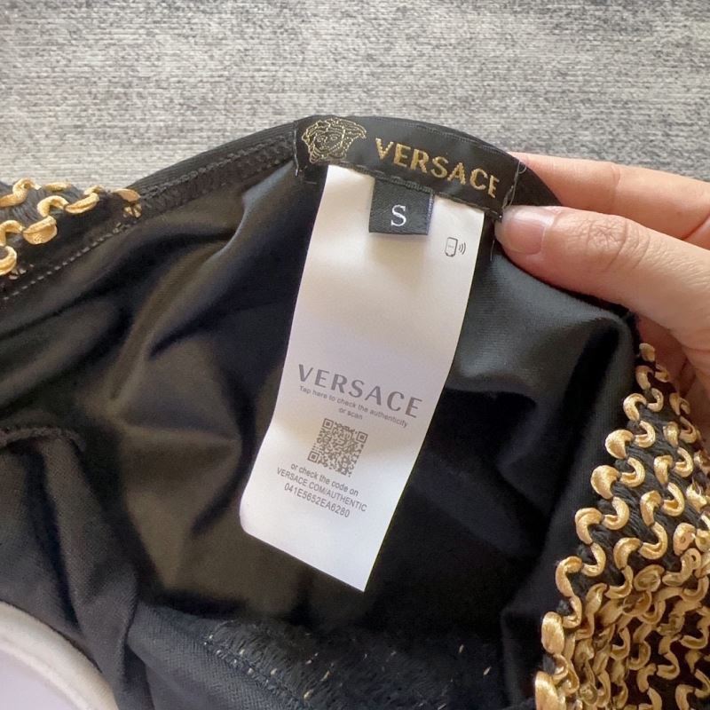 VERSACE